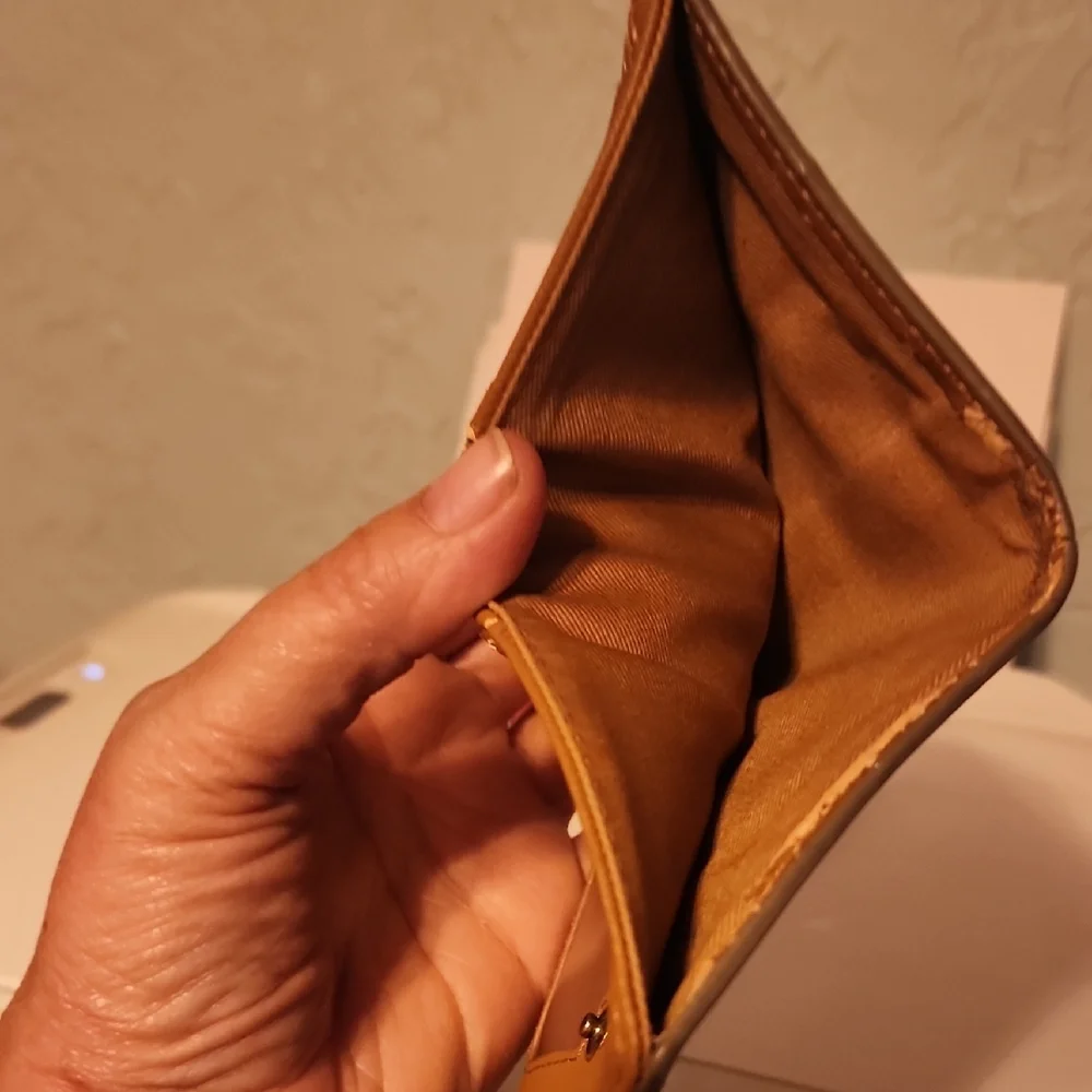 Fossil Cream and Brown Heart Pattern Card Holder